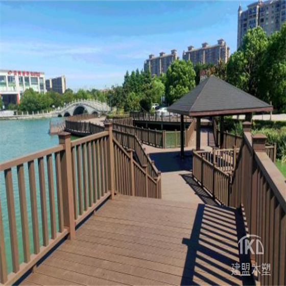 北京水上塑木棧道工程