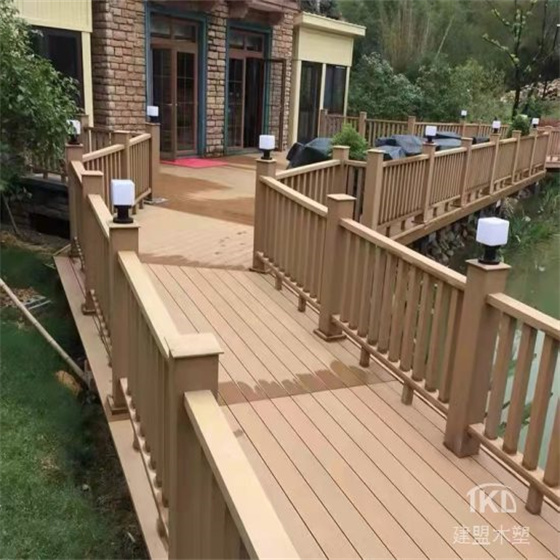 塑木棧道